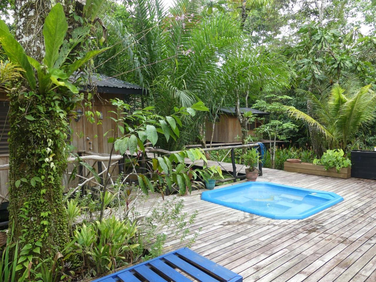 Hotel Kangaroo Rio Dulce Rio Dulce Town Exterior foto