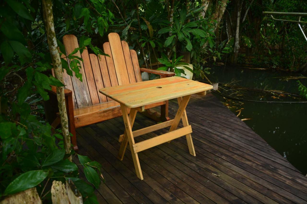 Hotel Kangaroo Rio Dulce Rio Dulce Town Exterior foto