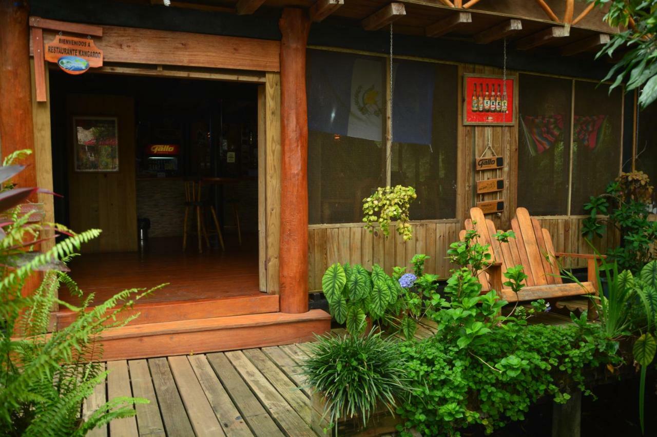 Hotel Kangaroo Rio Dulce Rio Dulce Town Exterior foto